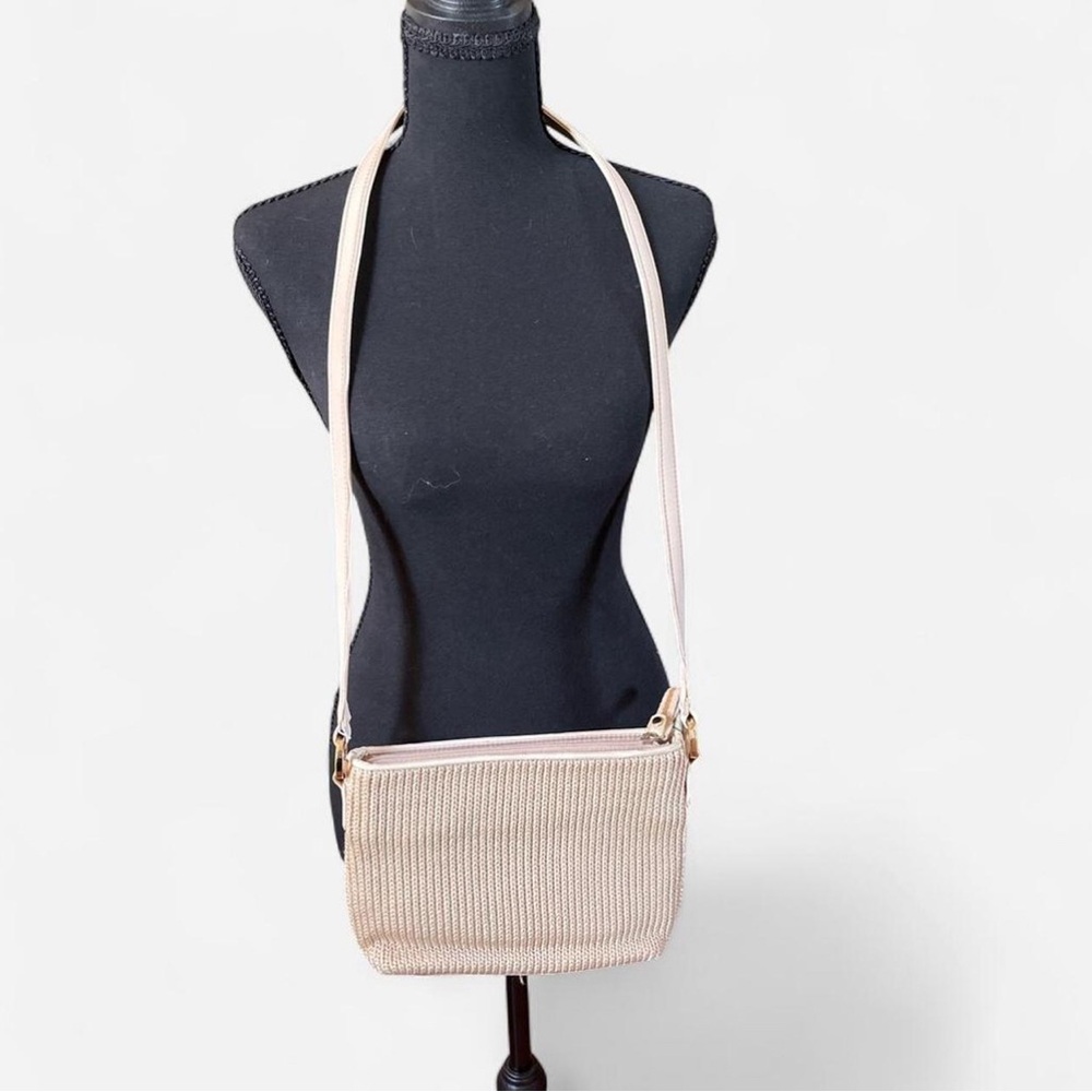 Liz Claiborne Stylish Beige Crossbody Bag - Picture 2 of 7